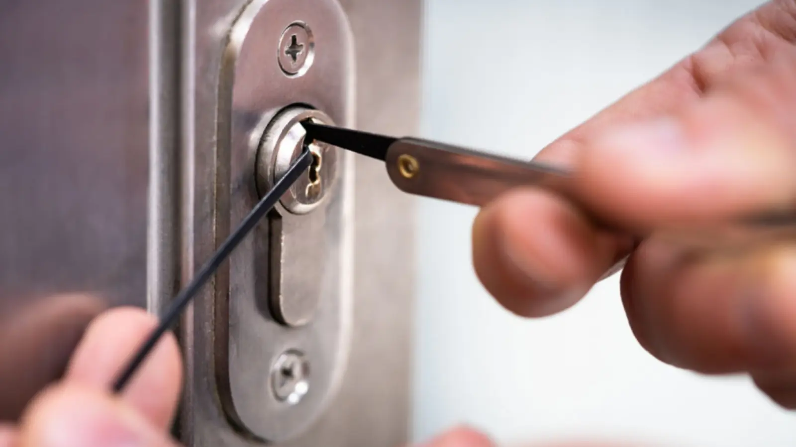 Lock picking and rekeying service