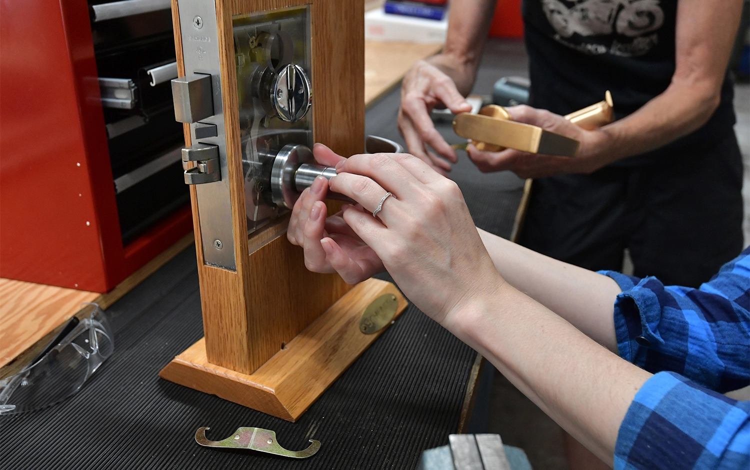 LockPro Mobile locksmith training and expertise